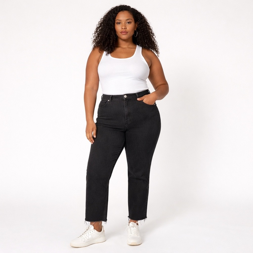 EVERLANE The Way High Jean Size 31 Black Raw Hem Minimalist Sustainable Organic